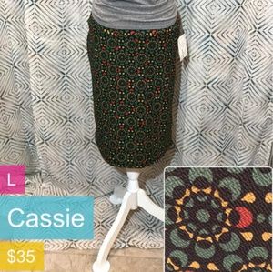 NWT Lularoe Cassie pencil skirt size Large